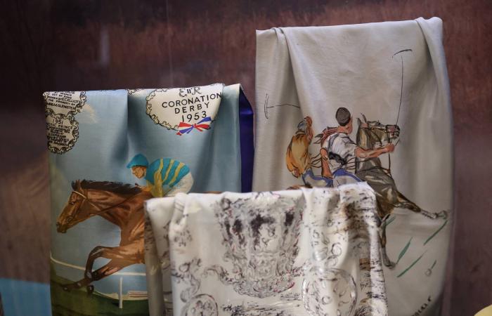 بالصور:
      بريطانيا
      تحتفي
      بالملكة
      إليزابيث
      الثانية
      أيقونةً
      للموضة
      بمعرض
      ضخم
      في
      الذكرى
      المئوية
      لميلادها