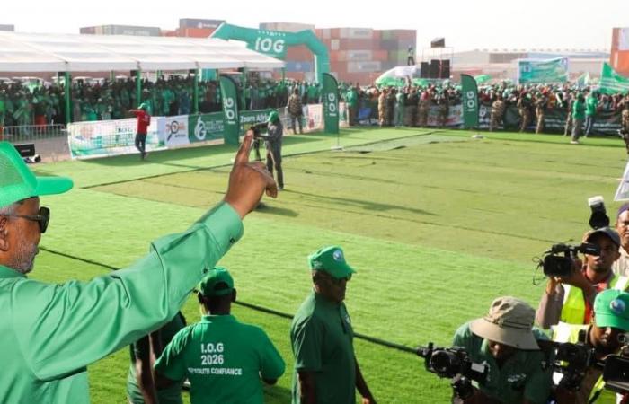 المنفي
      يحضّ
      الأطراف
      الليبية
      على
      التوافق
      لإنجاز
      الانتخابات