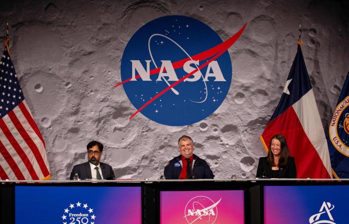 «أجمل
      عملة
      بريطانية»
      تُباع
      بـ110
      آلاف
      جنيه
      إسترليني