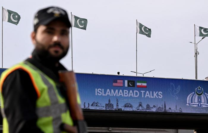 مصدران: مفاوضات إسلام آباد ستجمع بين المسارين غير المباشر والمباشر
