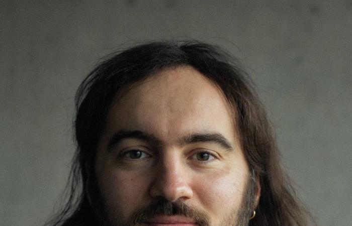 كيليان
      فريدريش:
      «أتفهم
      استياءكم»
      ينبع
      من
      تجربة
      شخصية
      طويلة
      ومعقدة