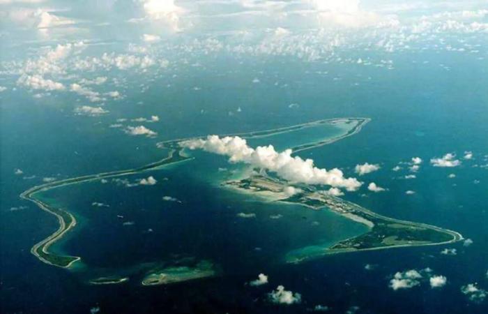 بريطانيا
      ستتخلى
      عن
      خطتها
      لتسليم
      جزر
      تشاغوس
      بعد
      معارضة
      ترمب