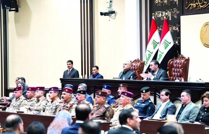 العراق:
      حراك
      سياسي
      جديد
      بغياب
      المالكي
      وبارزاني