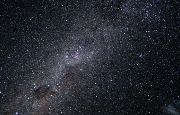 بعد رحلة تاريخية حول القمر.. هبوط طاقم "أرتميس 2" في البحر قبالة سواحل كاليفورنيا