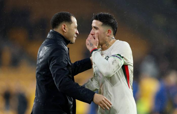 بورنموث
      يصعق
      آرسنال...
      ويشعل
      الصراع
      على
      صدارة
      الدوري
      الإنجليزي