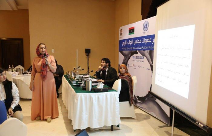 اعتقال
      برلمانيتين
      يفجِّر
      غضب
      المعارضة
      في
      موريتانيا