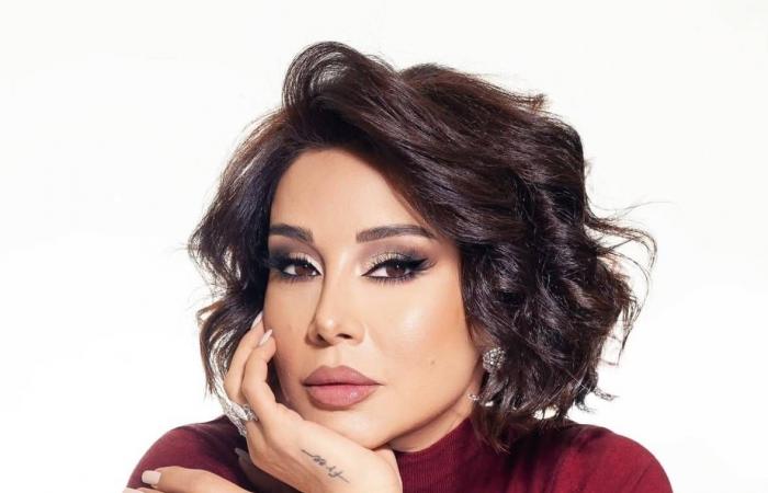 كاريس
      بشَّار
      لـ«الشرق
      الأوسط»:
      «سَماهر»
      صدَمتني
      وأنا
      أغار
      منها