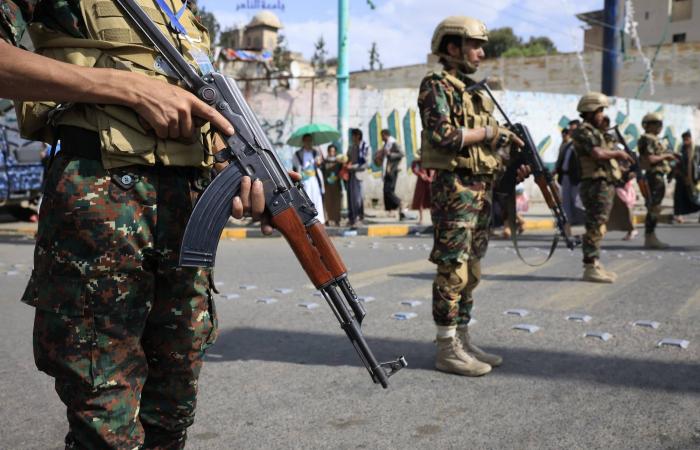 تجارة
      المخدرات...
      أداة
      رئيسة
      لتمويل
      عمليات
      الحوثيين