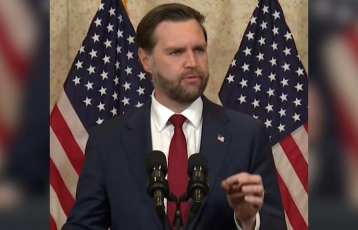 فانس يُعلن "أخبار سيئة" بعد انتهاء محادثات ماراثونية مع إيران