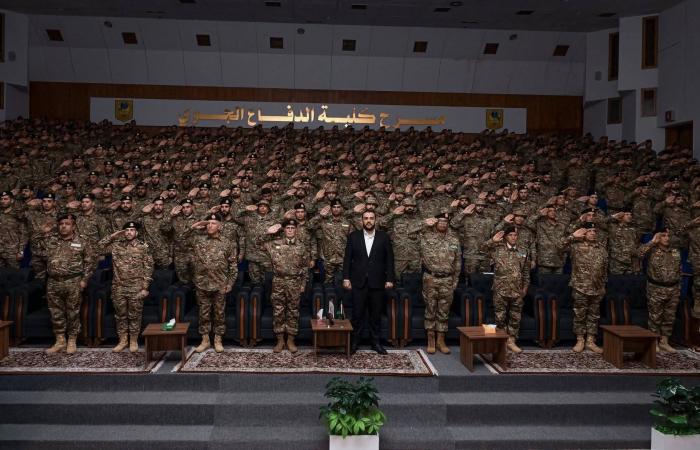 توحيد
      الجيش
      الليبي...
      هل
      تكون
      «فلينتلوك
      2026»
      كلمة
      السر؟