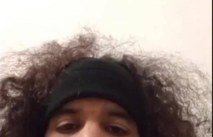 سجين
      ليبي
      في
      إيطاليا
      «يخيط
      فمه»
      ويحرِّك
      قضية
      «محتجَزي
      كرة
      قدم»