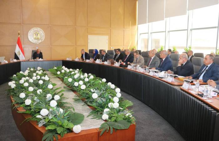 وزير
      المالية
      السعودي
      يرأس
      وفد
      المملكة
      في
      «اجتماعات
      الربيع»
      بواشنطن