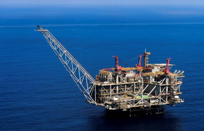 اتفاق
      مصر
      وقبرص...
      تنويع
      للإمدادات
      وابتعاد
      تدريجي
      عن
      «الارتهان
      لغاز
      إسرائيل»