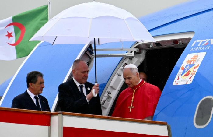 بابا
      الفاتيكان
      سيواصل
      دعواته
      للسلام
      رغم
      انتقادات
      ترمب