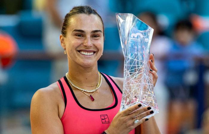 «تصنيف
      التنس»:
      سينر
      يستعيد
      الصدارة
      من
      ألكاراس...
      وسابالينكا
      تُغرد
      وحيدة