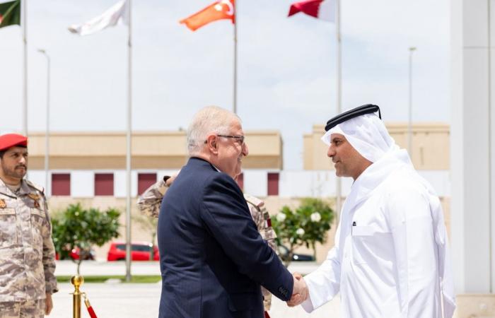 نائب رئيس مجلس الوزراء ووزير الدولة لشؤون الدفاع يلتقي وزير الدفاع الوطني التركي 