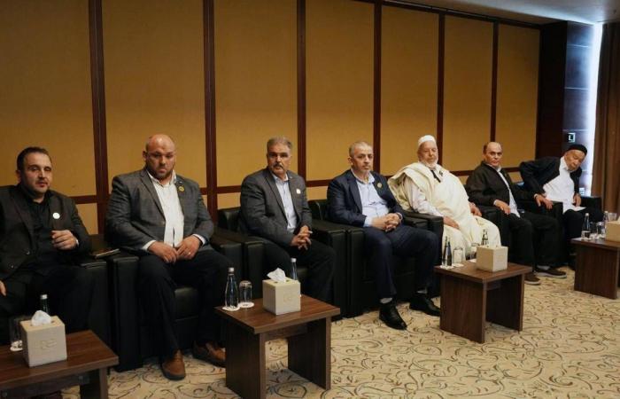 مسؤول
      أممي:
      70
      %
      من
      سكان
      السودان
      باتوا
      يعيشون
      تحت
      خط
      الفقر
      جراء
      الحرب