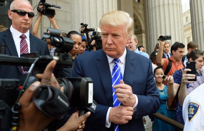 هكذا يستخدم دونالد ترامب ربطة العنق لتوجيه رسائل سياسية