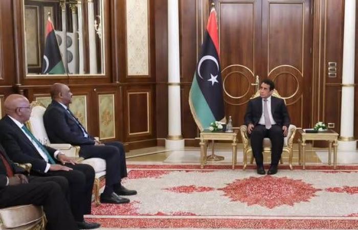 مسؤول
      أممي:
      70
      %
      من
      سكان
      السودان
      باتوا
      يعيشون
      تحت
      خط
      الفقر
      جراء
      الحرب