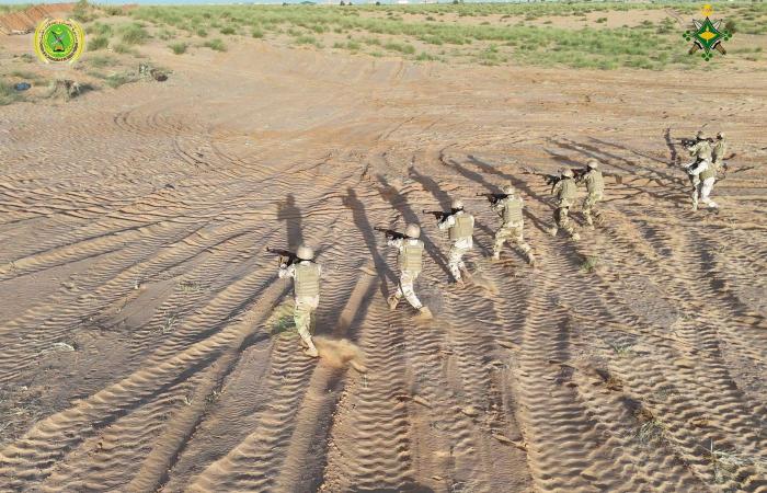 موريتانيا
      تدفع
      بتعزيزات
      عسكرية
      إلى
      مناطق
      توتر
      مع
      مالي