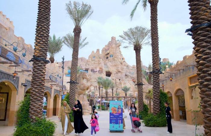 فرقة
      «ماسبيرو
      المسرحية»
      للمنافسة
      فنياً
      وتلفزيونياً