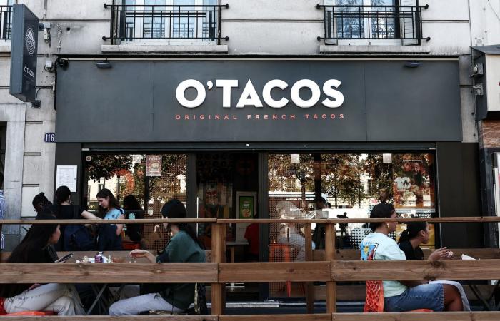 مهد فن الطهي الراقي في خطر.. كيف تهدد الوجبات السريعة ثقافة الطعام بفرنسا؟