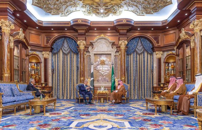 السعودية
      ترحب
      بإعلان
      وقف
      النار
      في
      لبنان