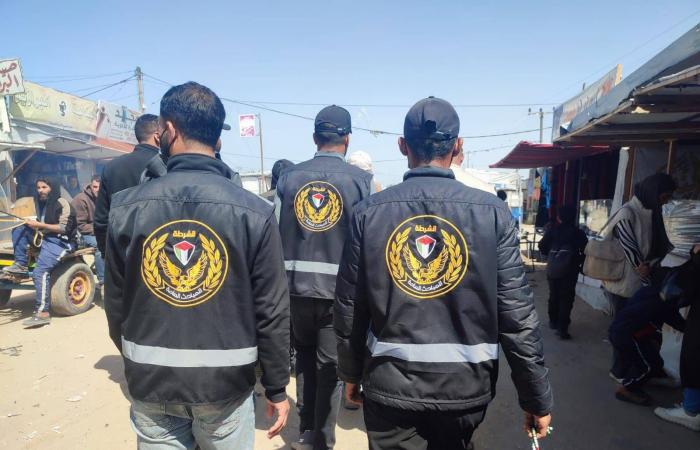 7
      قتلى
      و33
      جريحاً
      في
      غارة
      إسرائيلية
      على
      بلدة
      الغازية
      في
      جنوب
      لبنان