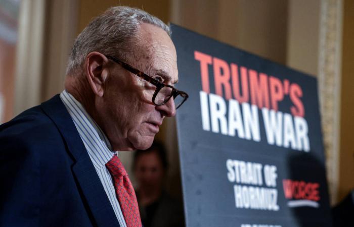 هيغسيث:
      الحصار
      الأميركي
      على
      موانئ
      إيران
      سيستمر
      «ما
      دام
      لزم
      الأمر»