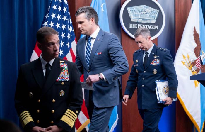 ترمب
      يعلن
      اتفاقاً
      لـ«هدنة
      الـ10
      أيام»
      بين
      إسرائيل
      ولبنان