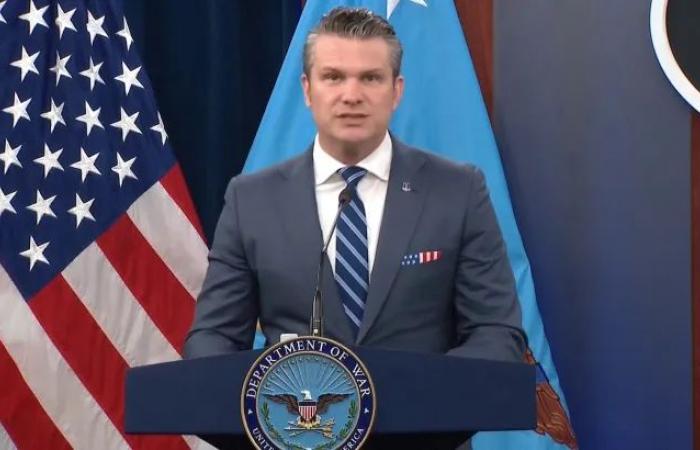 وزير الحرب الأمريكي يؤكد أن حصار موانئ إيران سيتواصل "طالما لزم الأمر"