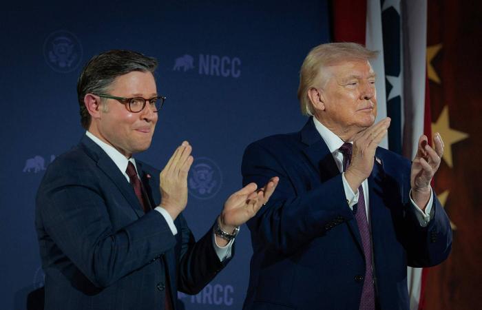 هيغسيث:
      الحصار
      الأميركي
      على
      موانئ
      إيران
      سيستمر
      «ما
      دام
      لزم
      الأمر»