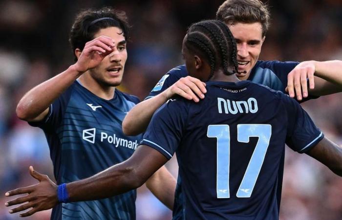 الدوري الإيطالي.. نابولي يخسر أمام لاتسيو.. وتعادل روما مع أتالانتا