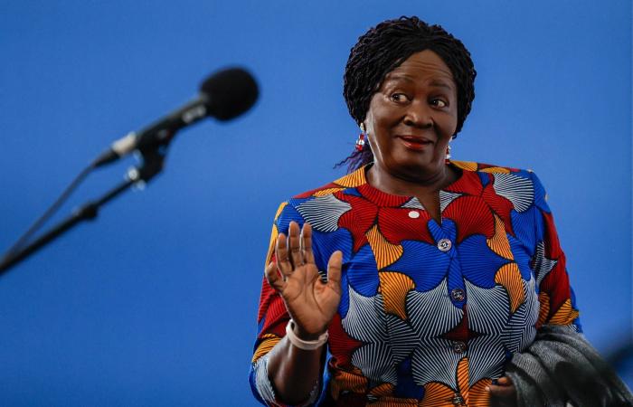 سانشيز
      يجمع
      الحشد
      التقدمي
      العالمي
      في
      برشلونة
      لمواجهة
      المد
      اليميني
      المتطرف