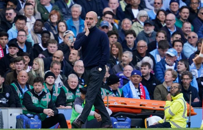 غوارديولا:
      آرسنال
      لا
      يزال
      متصدراً
      لكن
      الفوز
      يمنحنا
      الأمل