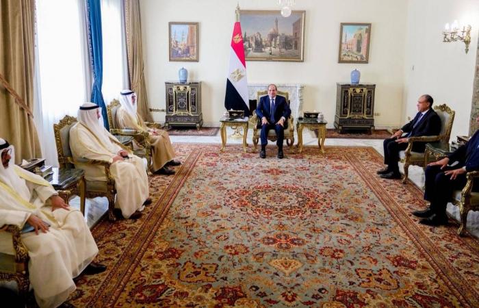 مصر
      تشدد
      على
      رفضها
      القاطع
      لأي
      اعتداء
      على
      الكويت