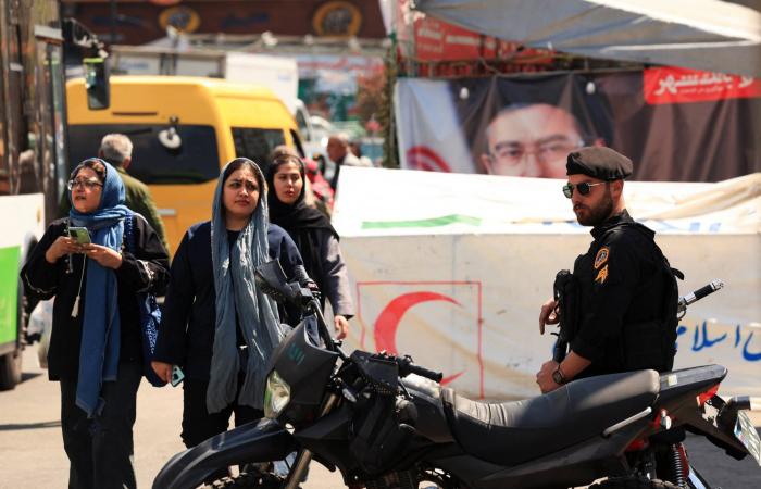 ترمب
      يفتح
      الباب
      لجولة
      تفاوضية
      ثانية