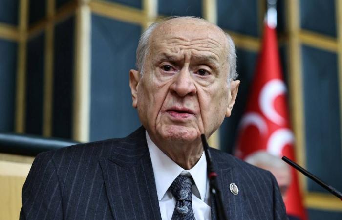 الخارجية
      البريطانية
      تندد
      بعمليات
      إطلاق
      الصواريخ
      الكورية
      الشمالية