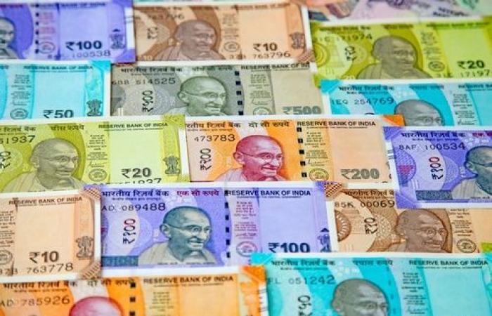 تصنيف
      2026
      يكشف
      أجمل
      عملات
      العالم..
      فأين
      جاءت
      العملة
      الكندية؟