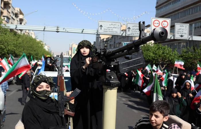 ترمب
      يفتح
      الباب
      لجولة
      تفاوضية
      ثانية