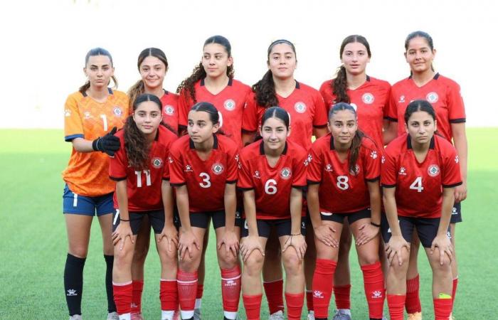 منتخب
      لبنان
      للناشئات…
      حلم
      آسيوي
      يولد
      من
      قلب
      المعاناة
      قبل
      رحلة
      الصين