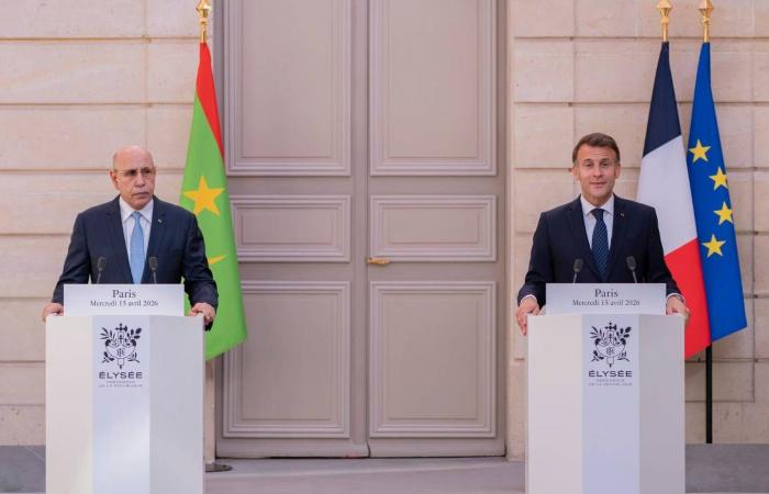 الرئيس
      الموريتاني
      يختتم
      زيارة
      دولة
      إلى
      فرنسا