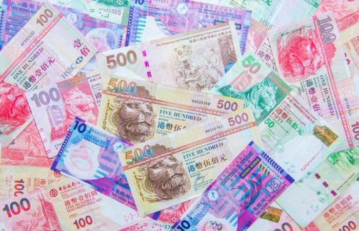 تصنيف
      2026
      يكشف
      أجمل
      عملات
      العالم..
      فأين
      جاءت
      العملة
      الكندية؟