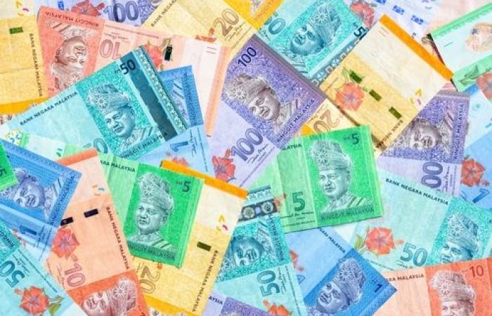 تصنيف
      2026
      يكشف
      أجمل
      عملات
      العالم..
      فأين
      جاءت
      العملة
      الكندية؟