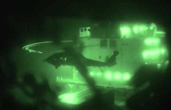 اشتباك
      بحري
      يهدد
      الهدنة
      ويعقّد
      مفاوضات
      واشنطن
      وطهران