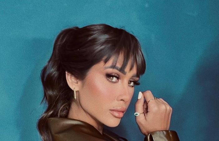 إنجي
      كيوان:
      «وننسى
      اللي
      كان»
      نقطة
      تحول
      في
      مسيرتي