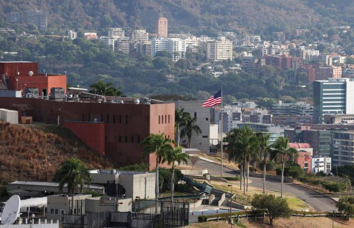 مقتل
      كندية
      وإصابة
      أربعة
      أشخاص
      بإطلاق
      نار
      في
      موقع
      أثري
      قرب
      مكسيكو