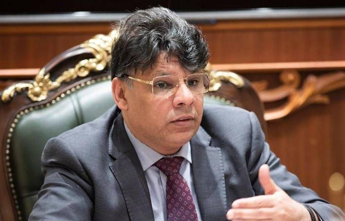 استياء
      في
      ليبيا
      عقب
      تقرير
      أممي
      عن
      تمدّد
      شبكات
      التهريب