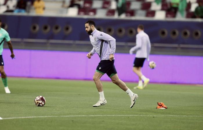 دوري
      أبطال
      آسيا:
      «نصر
      رونالدو»
      لتخطي
      الأهلي
      القطري
      وبلوغ
      النهائي