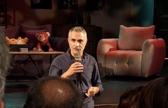  «إلكُنْ»...
      مشروع
      مسرحي
      لزياد
      نجار
      في
      مواجهة
      الحرب